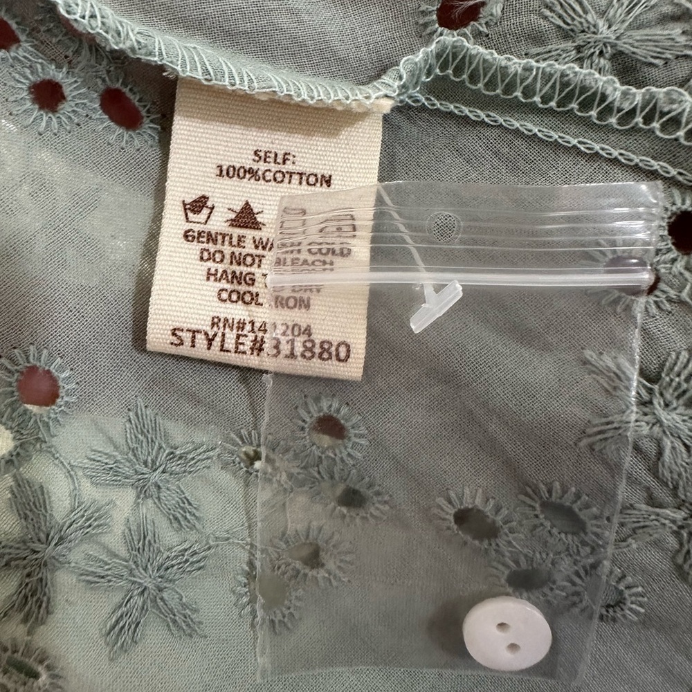 Hem & thread baby doll blouse L (NWT) - Picture 4 of 8